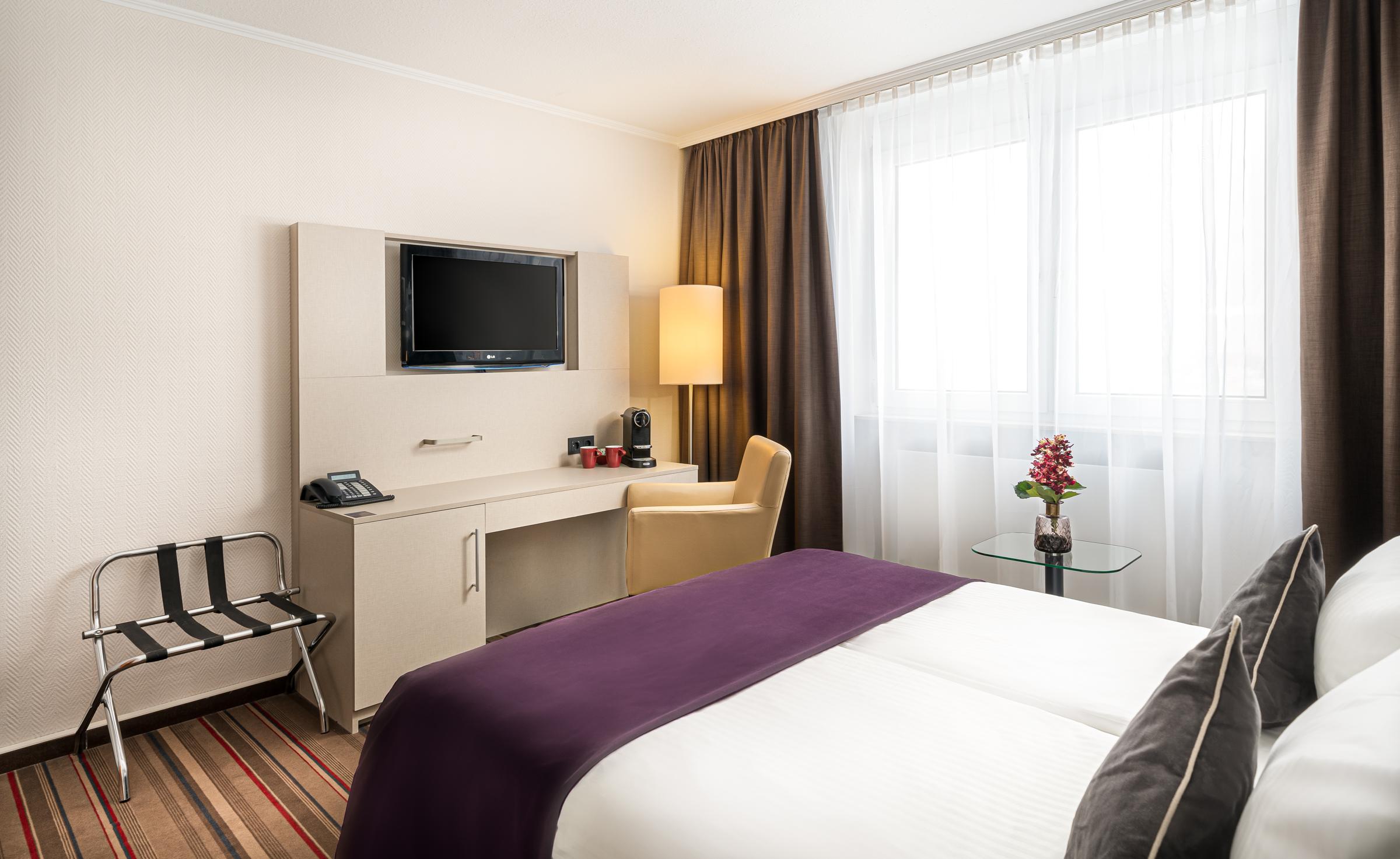 Leonardo Hotel Heidelberg City Center Екстериор снимка