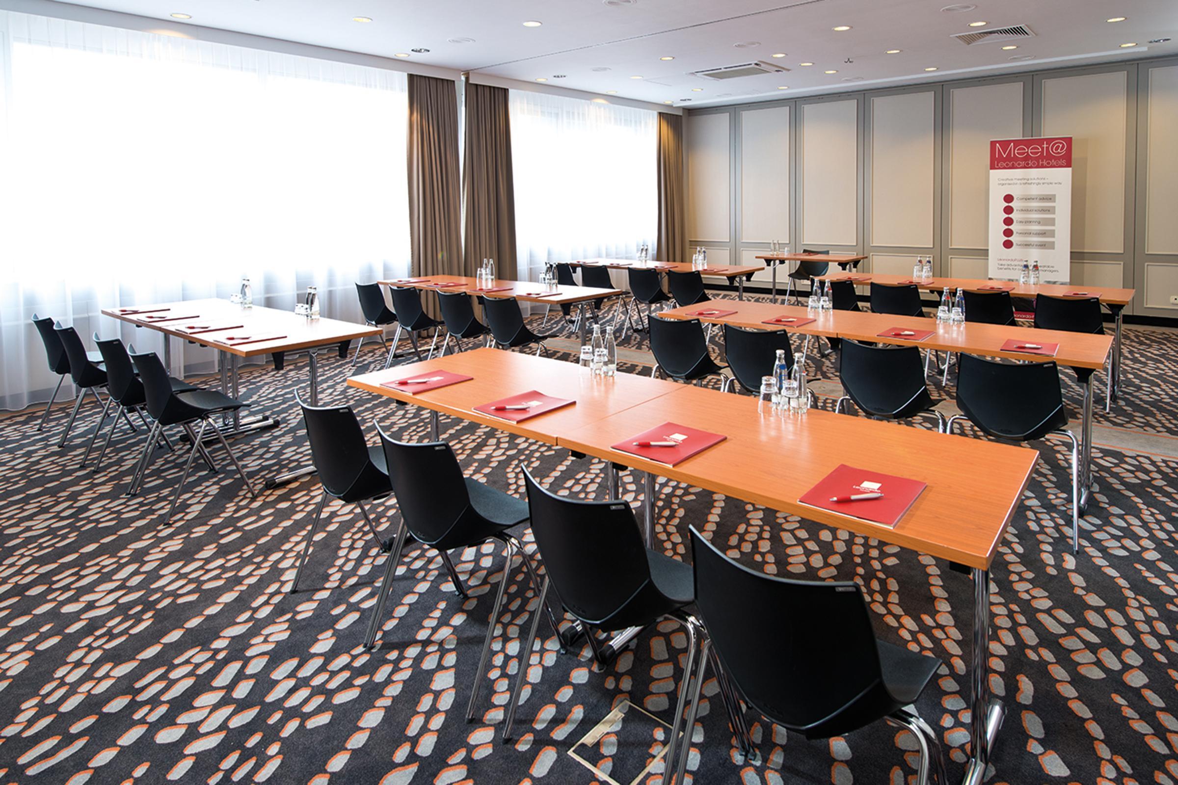 Leonardo Hotel Heidelberg City Center Екстериор снимка