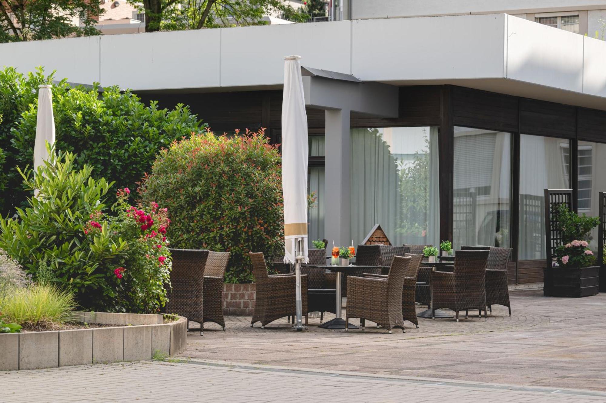 Leonardo Hotel Heidelberg City Center Екстериор снимка