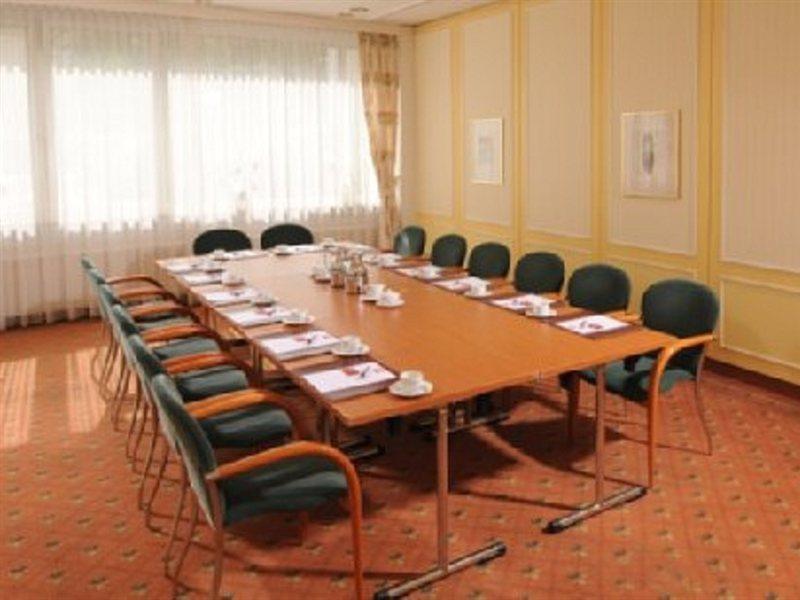 Leonardo Hotel Heidelberg City Center Съоръжения снимка