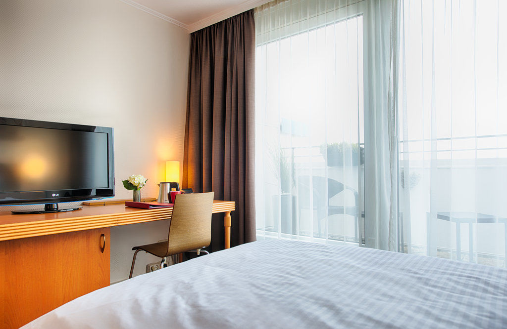 Leonardo Hotel Heidelberg City Center Екстериор снимка